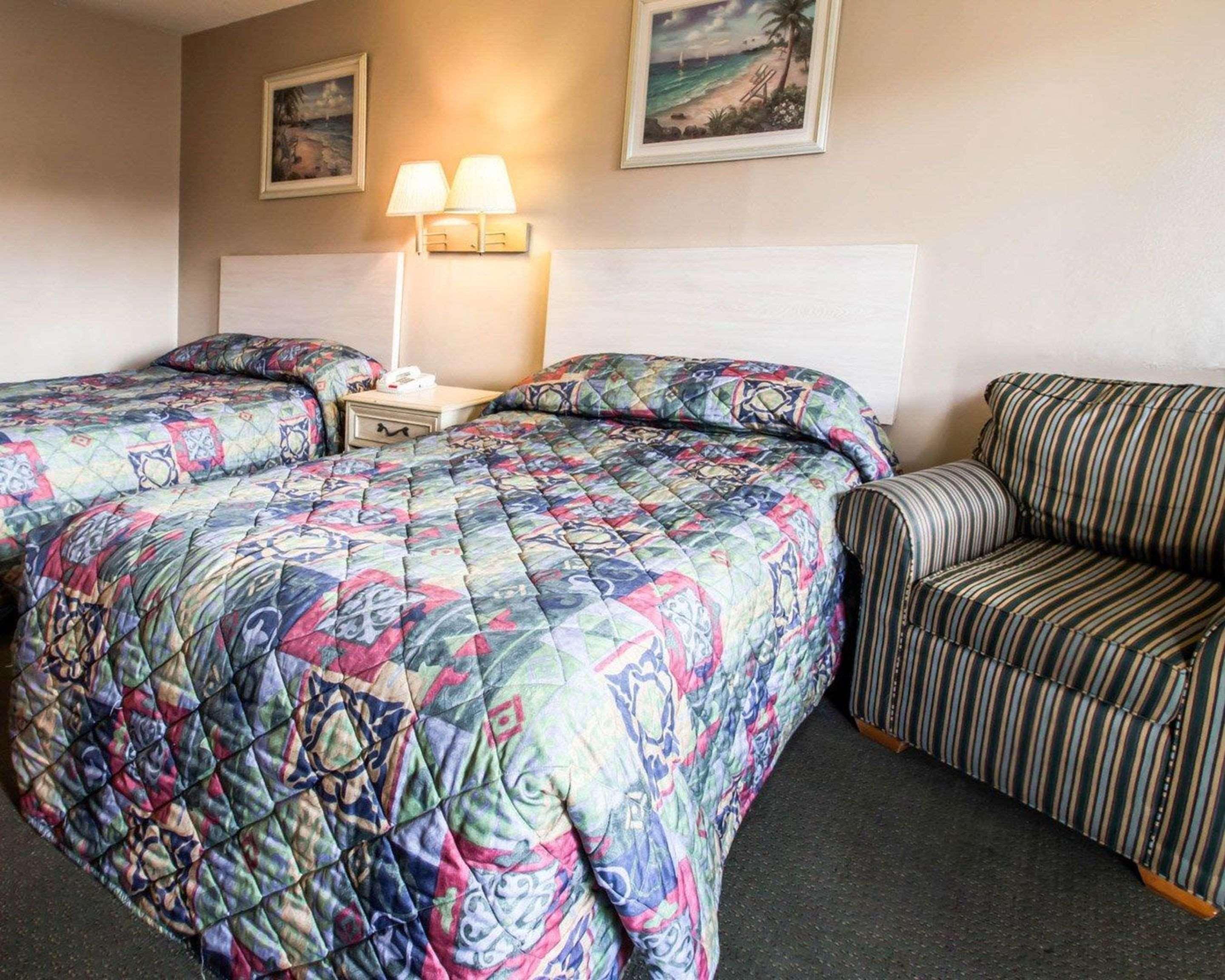 Rodeway Inn Forest City Luaran gambar