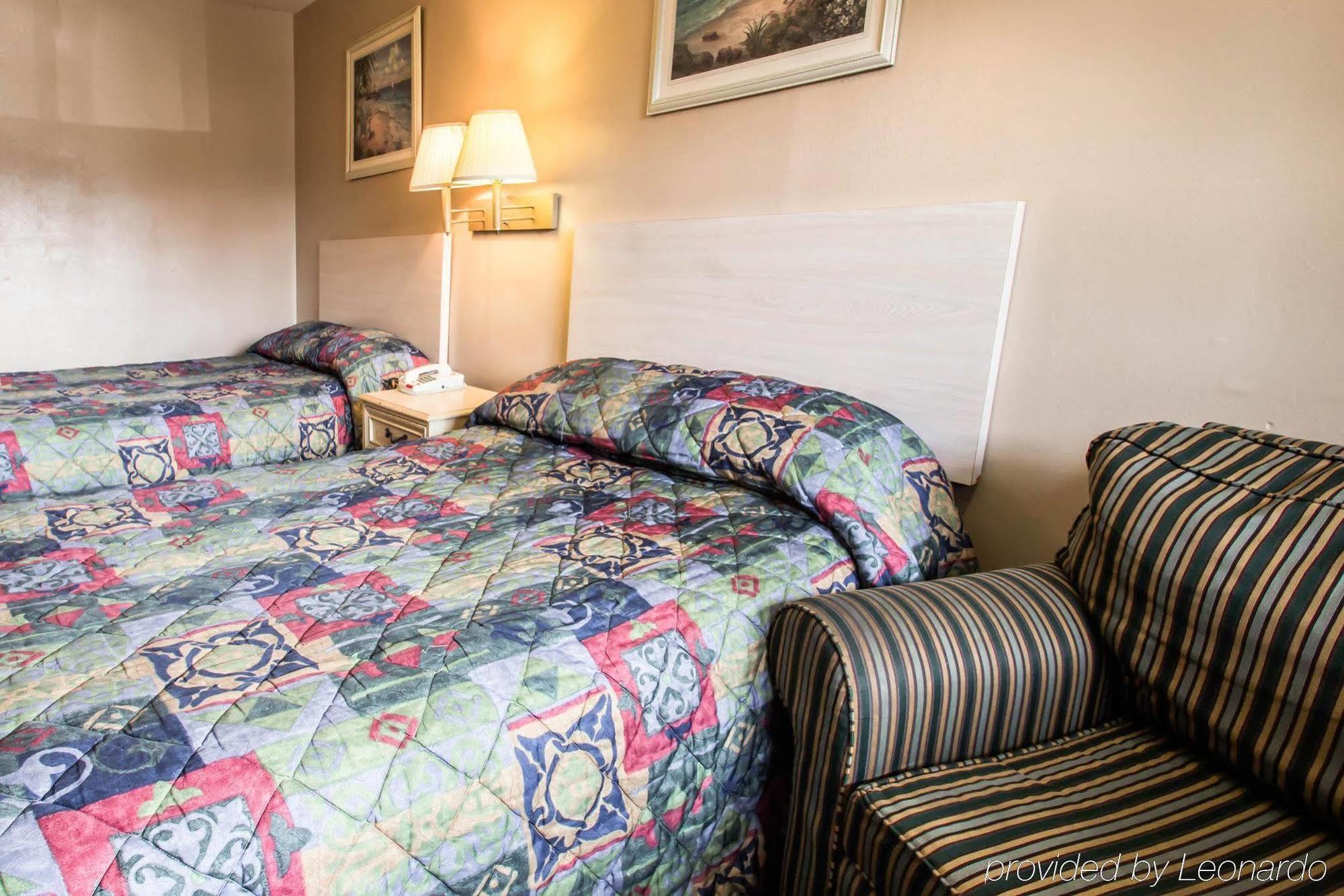 Rodeway Inn Forest City Luaran gambar